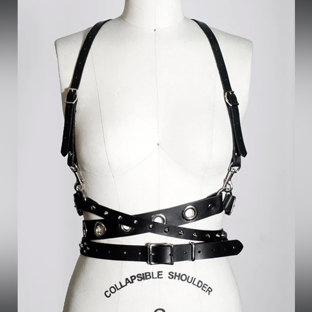 NWOT Zana Bayne Christie Harness
